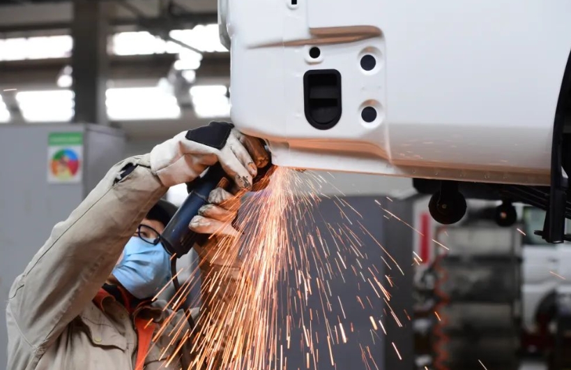 贵阳经开区：“数”融百业 “智”汇万物